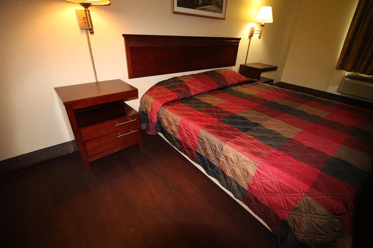 Magnolia Bay Hotel & Suites Jonesboro Kültér fotó